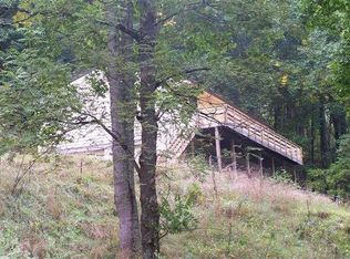 3172 Scronce Creek Rd, Burnsville, NC 28714