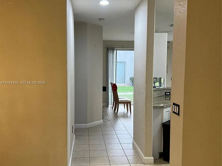 2313 Shoma Ln #2313 — Photo 5