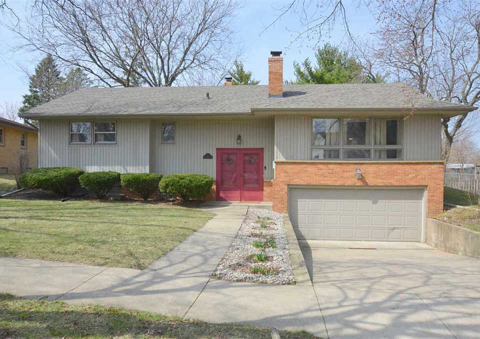 1st image of 519 Blenheim Dr