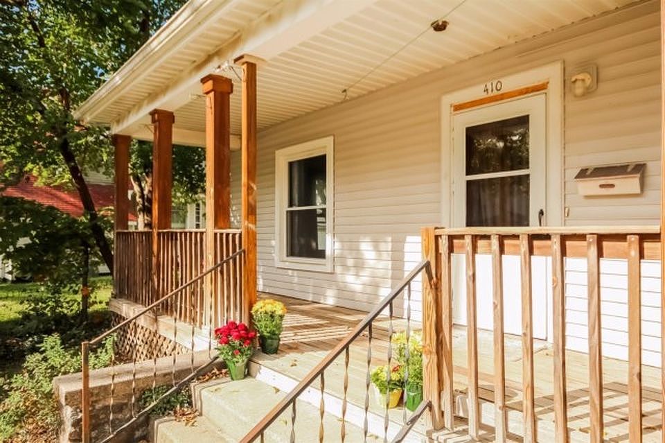 1st image of 410 Olive St