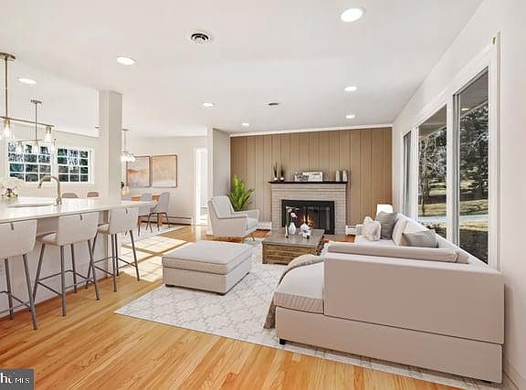 5th image of 5113 Avoca Ave