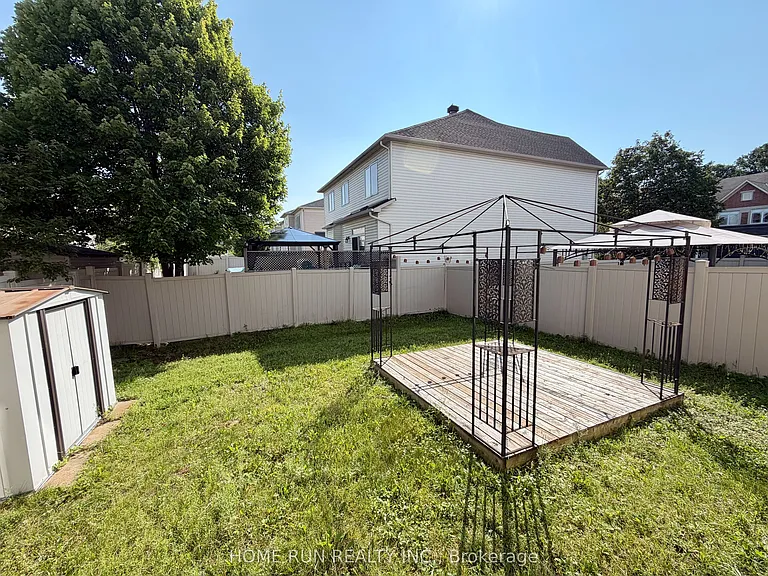 114 Glendore St — Photo 47