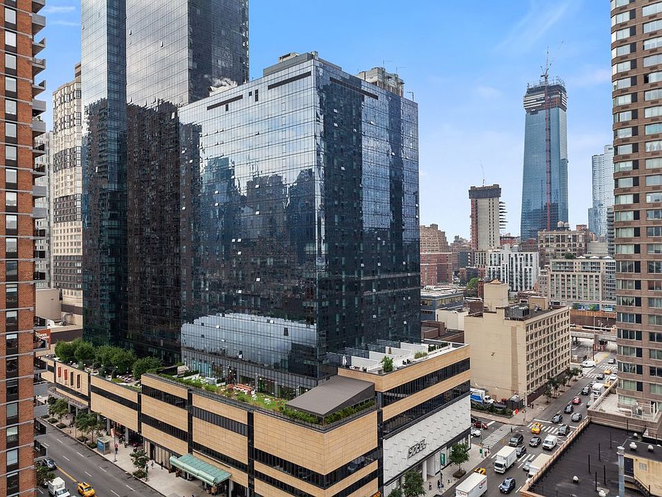 1st image of 500 W 43rd St APT 18B