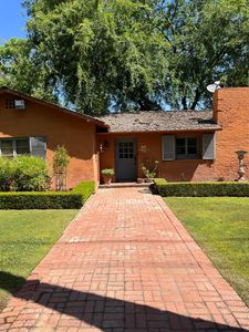 511 E Sussex Way, Fresno, CA, 93704