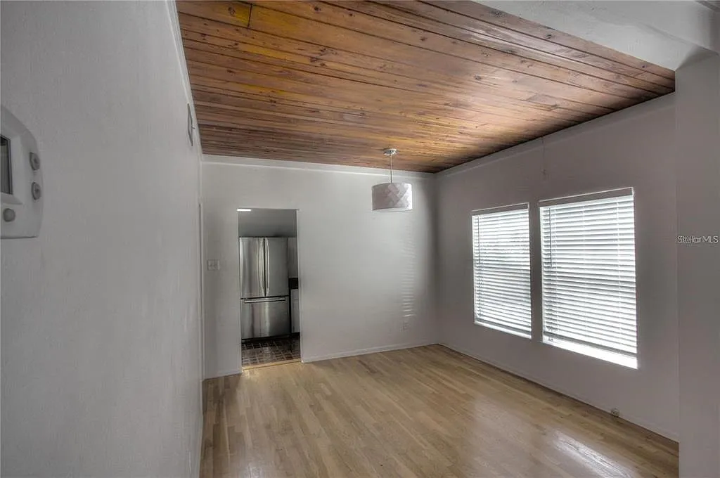1 bed, 1.0 bath, 832 sqft, $1,795 — Photo 3