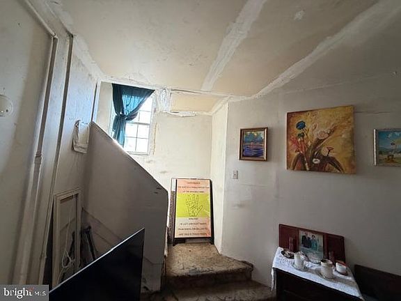 3rd image of 113-A000 N Union Ave