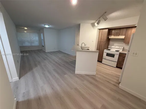 457 Vista Isles Dr APT 2114, Fort Lauderdale, FL 33325