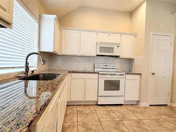 5th image of 5631 Beaver Pass Ln