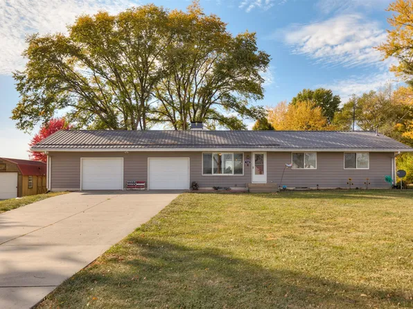 7322 SE 52nd St, Carlisle, IA 50047