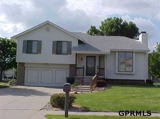 2406 Lewis And Clark Rd, Bellevue, NE 68123