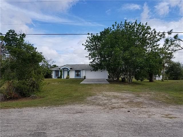 2nd image of 19900 Woodbridge Ln