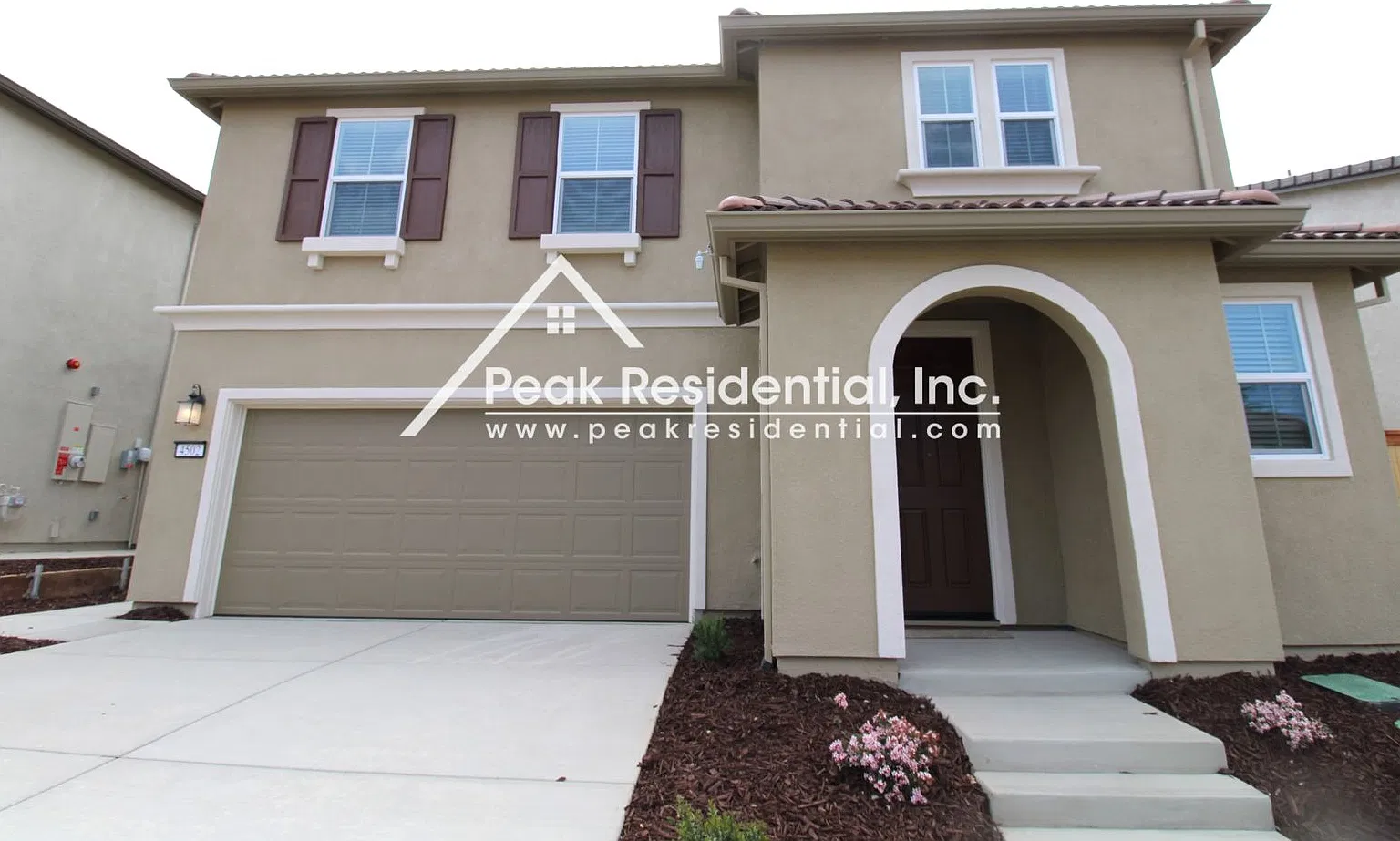 Newer Rocklin 4bd/2.5ba House with 2 Car Garage — Photo 1