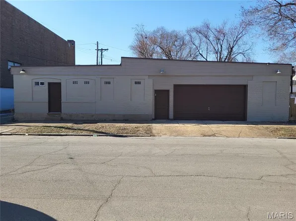 7300 Vermont Ave, Saint Louis, MO 63111