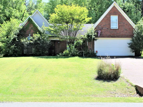 10215 Victor Dr, Olive Branch, MS 38654