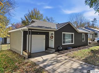 222 S 45th St, Lincoln, NE 68510