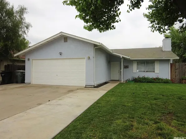 1512 Houser Ln, Modesto, CA 95351