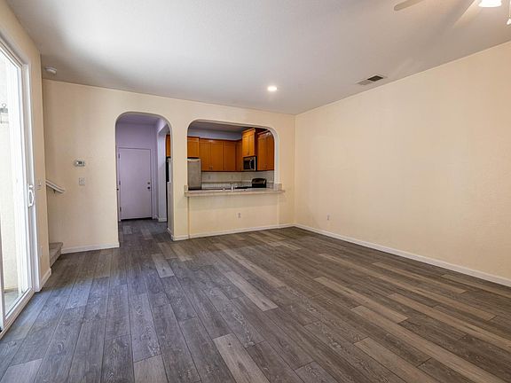 4th image of 3122 Lea Sterling Way