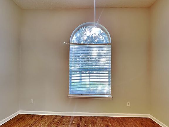 4th image of 6240 Hawk View Rd