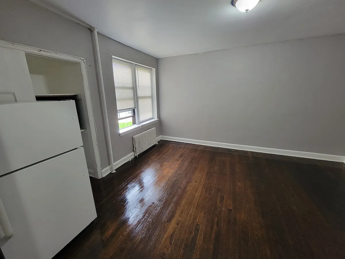 Building Photo - 25 Sanford Pl #A37