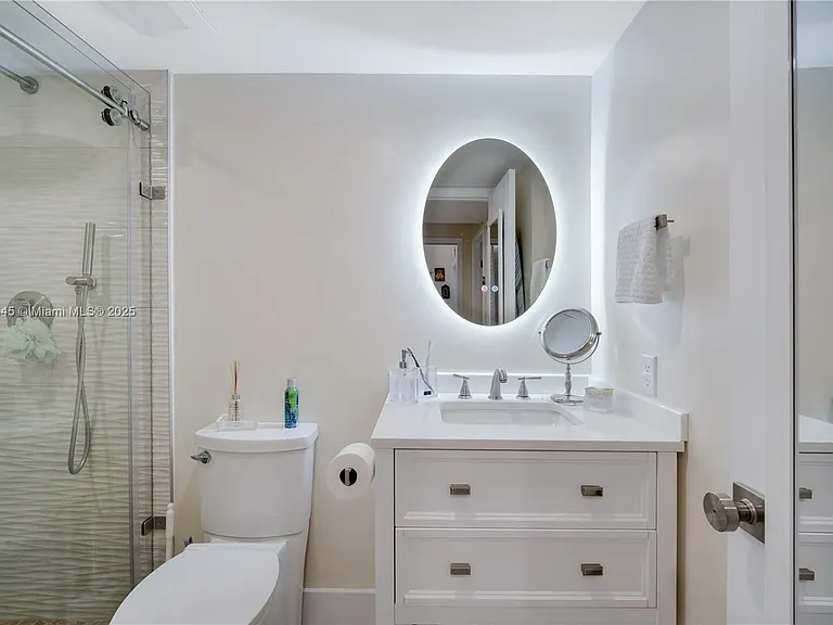 13370 SW 89th Ter #E — Photo 11