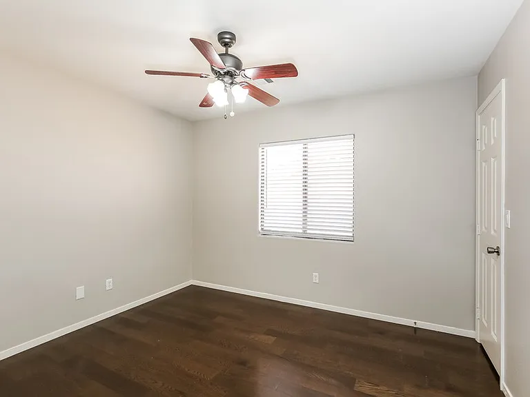 5936 Crestmont Dr — Photo 13