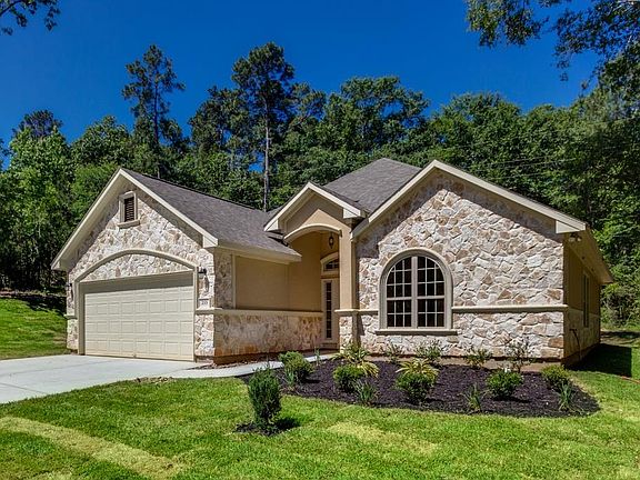 3rd image of 233 Broadmoor Dr.