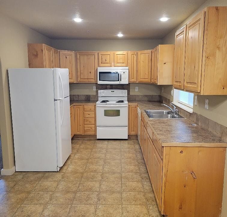 1st image of 49 N Borah St APT 101