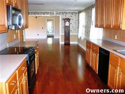 1st image of 221 Sugar Hill Dr
