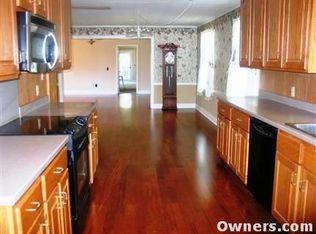 221 Sugar Hill Dr, Sparta, TN 38583