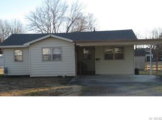 804 NW F St, Stigler, OK 74462