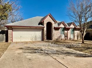 606 Eaglecreek Dr, Leander, TX 78641