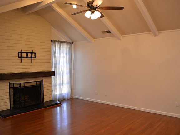 3rd image of 3717 Drakeshire Dr