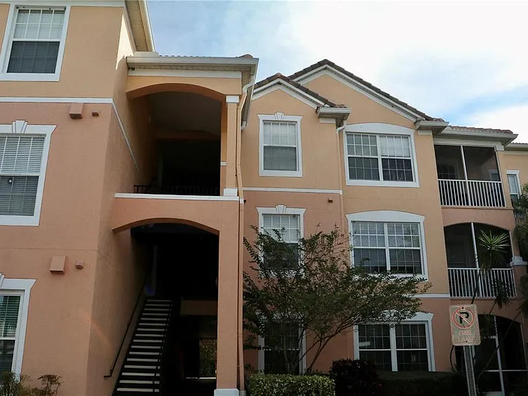 13548 Turtle Marsh Loop #413 — Photo 2