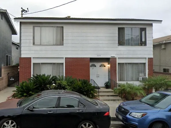 2670 E 19th St, Signal Hill, CA 90755
