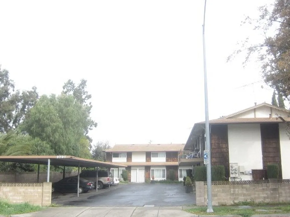3701 Carol Ave