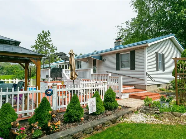 313 Ridley Rd, Newark, NY 14513