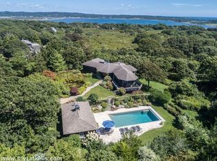 515 State Rd, Aquinnah, MA 02535
