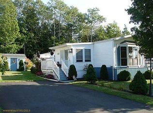 8 H St, Bangor, ME 04401