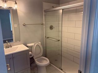807 Russell Blvd #807A, Saint Louis, MO 63104