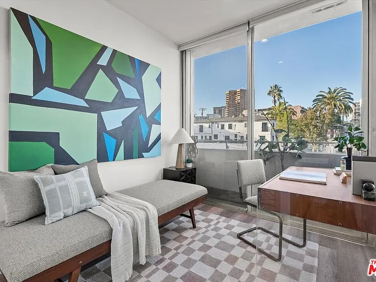 1333 S Beverly Glen Blvd #405 — Photo 15