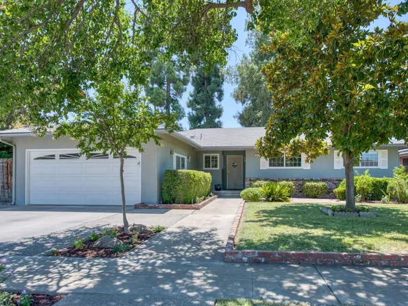 3027 E Sample Ave, Fresno, CA 93710