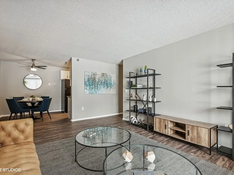 Reserve Eden Prairie — Photo 17