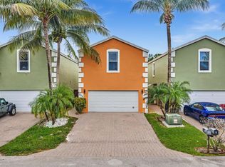 3114 Shelby Way, Palm Springs, FL 33461
