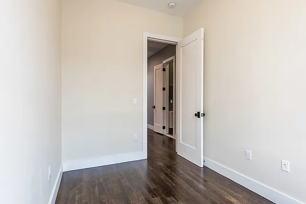 Rented by Arvik Group Real Estate | media 28