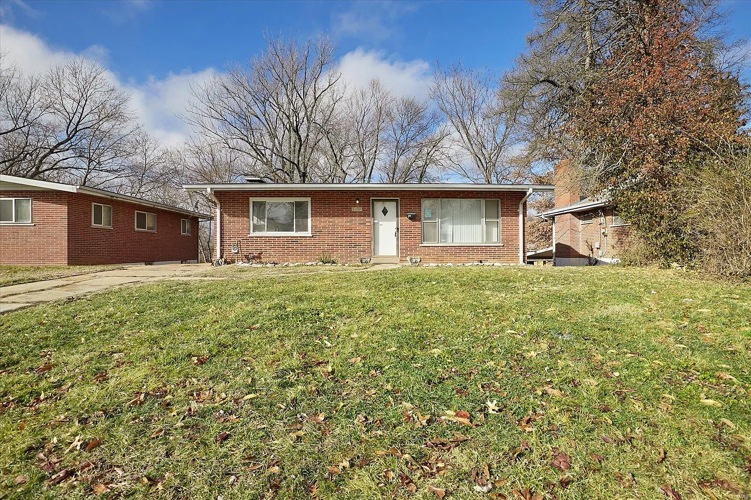 3437 Saint Henry Ln photo 1