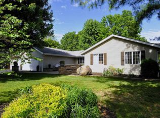 13761 De La Tour Ct, Rockton, IL 61072