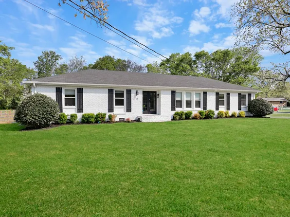 1136 Howell Dr, Franklin, TN 37069