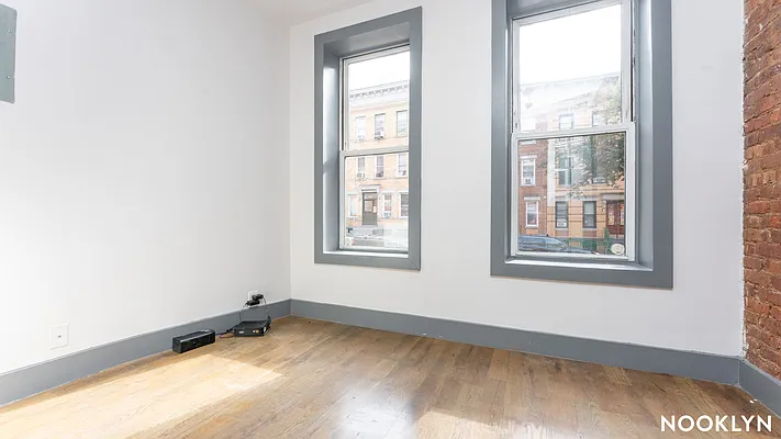 Rented by Nooklyn NYC LLC | media 7