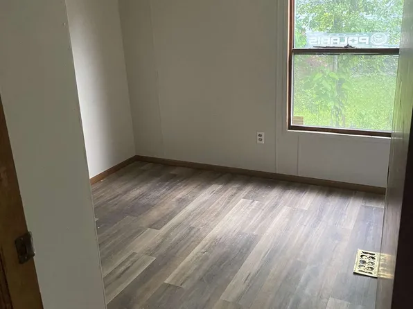 719 Elm St, West Union, OH 45693