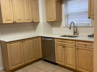 21-01 157th St, Whitestone, NY 11357